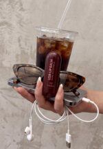 Увлажняющий оттеночный бальзам для губ USB Lip Balm, тон вишневая кола — изображение 3